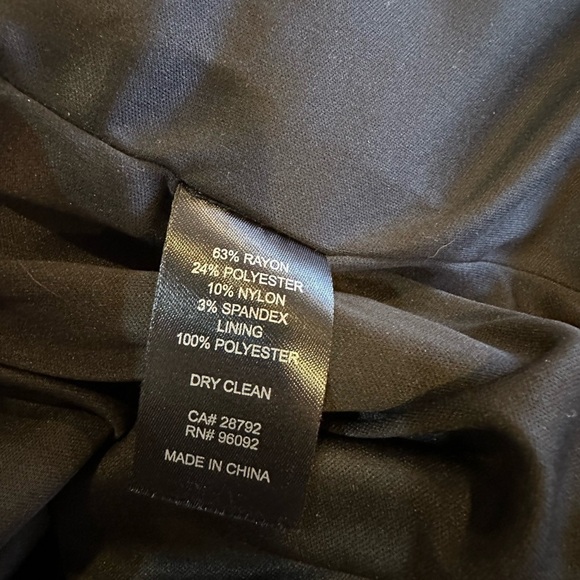 Carolina Belle Montreal Belted Trench Coat Size Medium - Picture 6 of 7